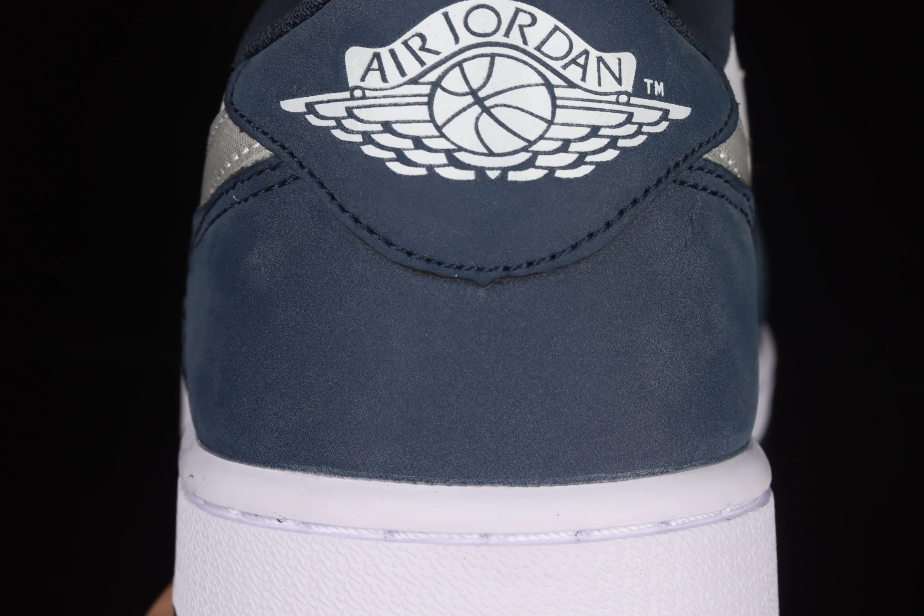All categories Air Jordan Jordan series basketball shoes Air Jordan 1 Low Nk SB Low x Air Jordan 1 AJ1 Joe 1 low-top cultural and casual sneakers CJ7891-400